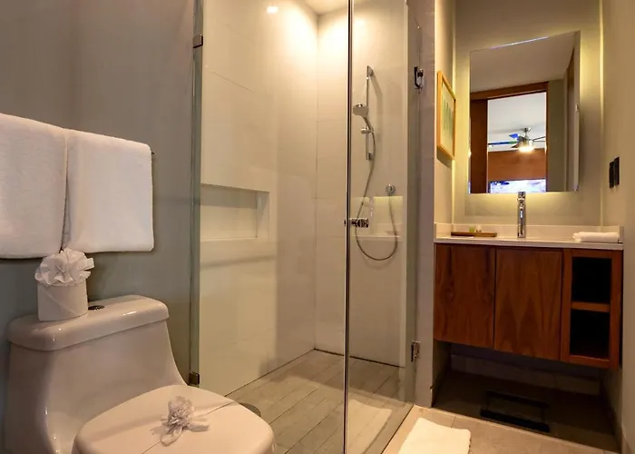Modern With Pool In 2 Br Apartamento Playa del Carmen