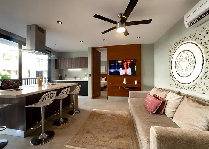 Modern With Pool In 2 Br * Playa del Carmen